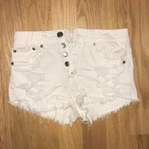 American Eagle Hi-Rise Festival Shorts